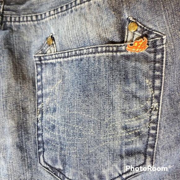 Flying Machine | Light Wash Blue Jeans | Size 32 - Picture 3 of 9